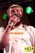 Elijah Prophet (Jam) with The House Of Riddim Band 12. Reggae Jam Festival - Bersenbrueck 13. August 2006 (15).jpg